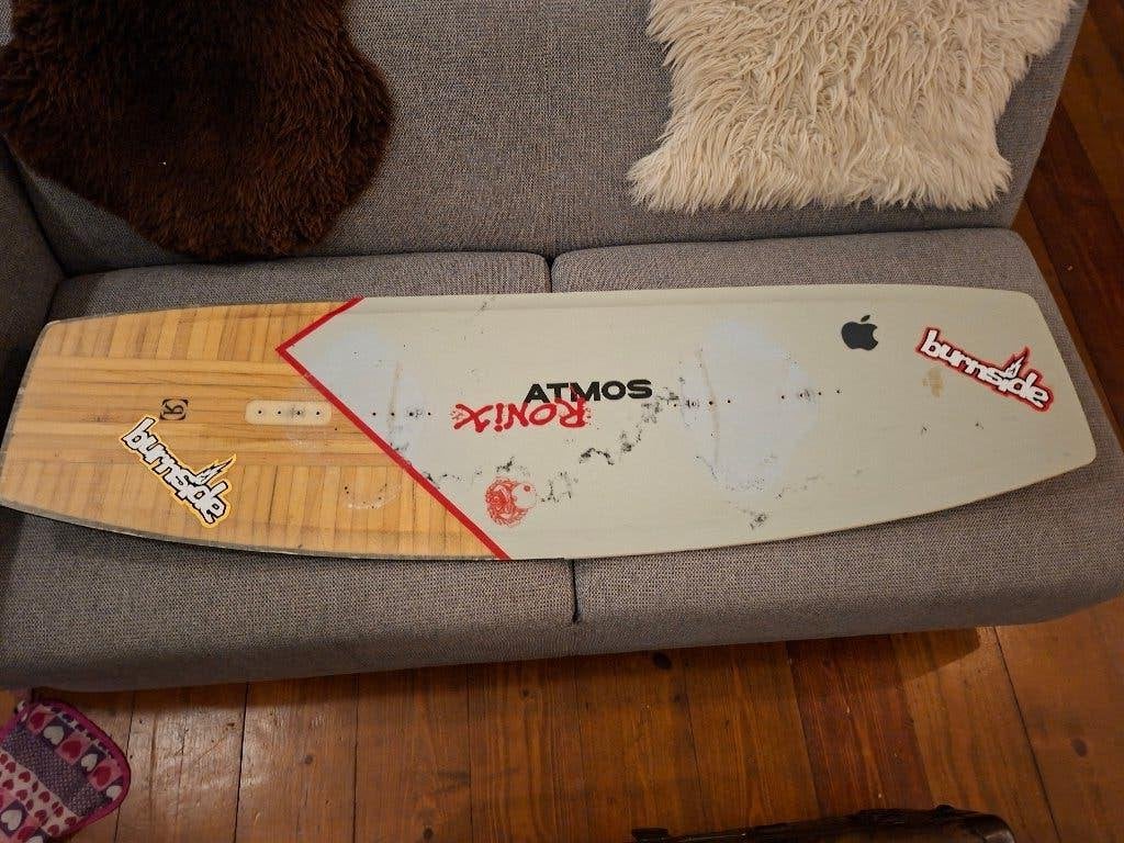 Wakeboard Ronix Atmos 143, Ophalen, Gebruikt, Board