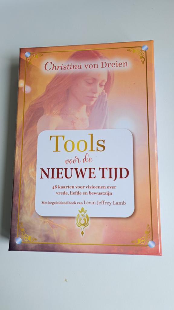 Tools voor de Nieuwe Tijd - Christina von Dreien, Spiritualiteit algemeen, Overige typen, Ophalen of Verzenden, Christina von Dreien