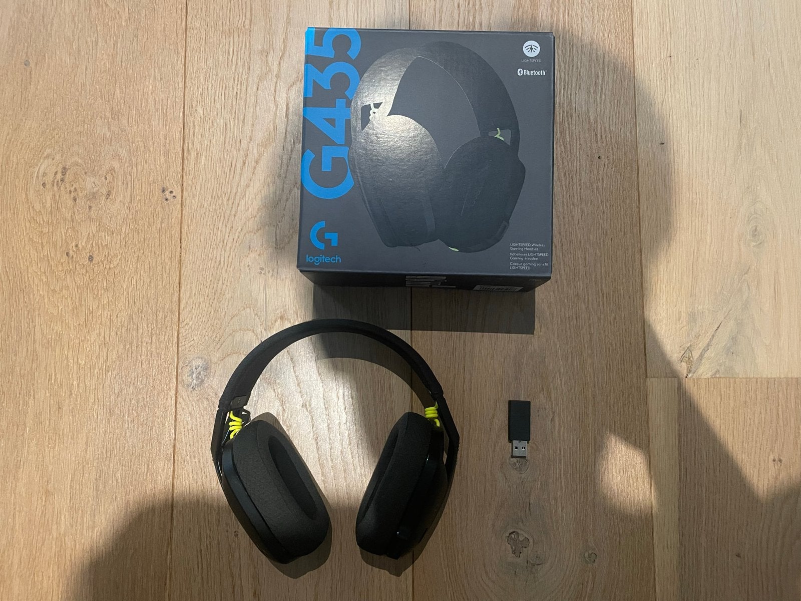 Logitech G435 Draadloze Gaming Headset - Zonder Oplaadkabel, Overige merken, Ophalen of Verzenden, Zo goed als nieuw, Over oor (circumaural)