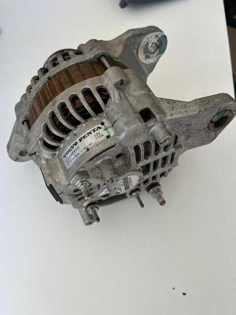 Alternator Volvo Penta, Ophalen of Verzenden, Zo goed als nieuw, Motor en Techniek, Zeilboot of Motorboot