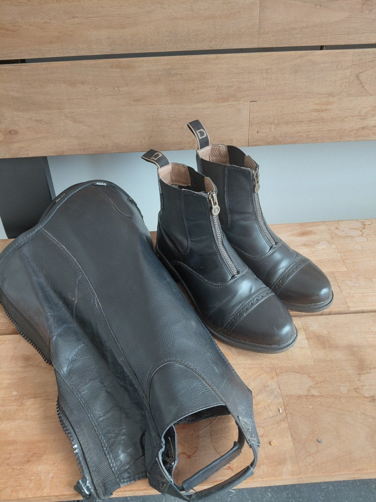 Nette rijschoenen 37 en chaps S/M, Dames, Ritssluiting, Ophalen of Verzenden, Zo goed als nieuw