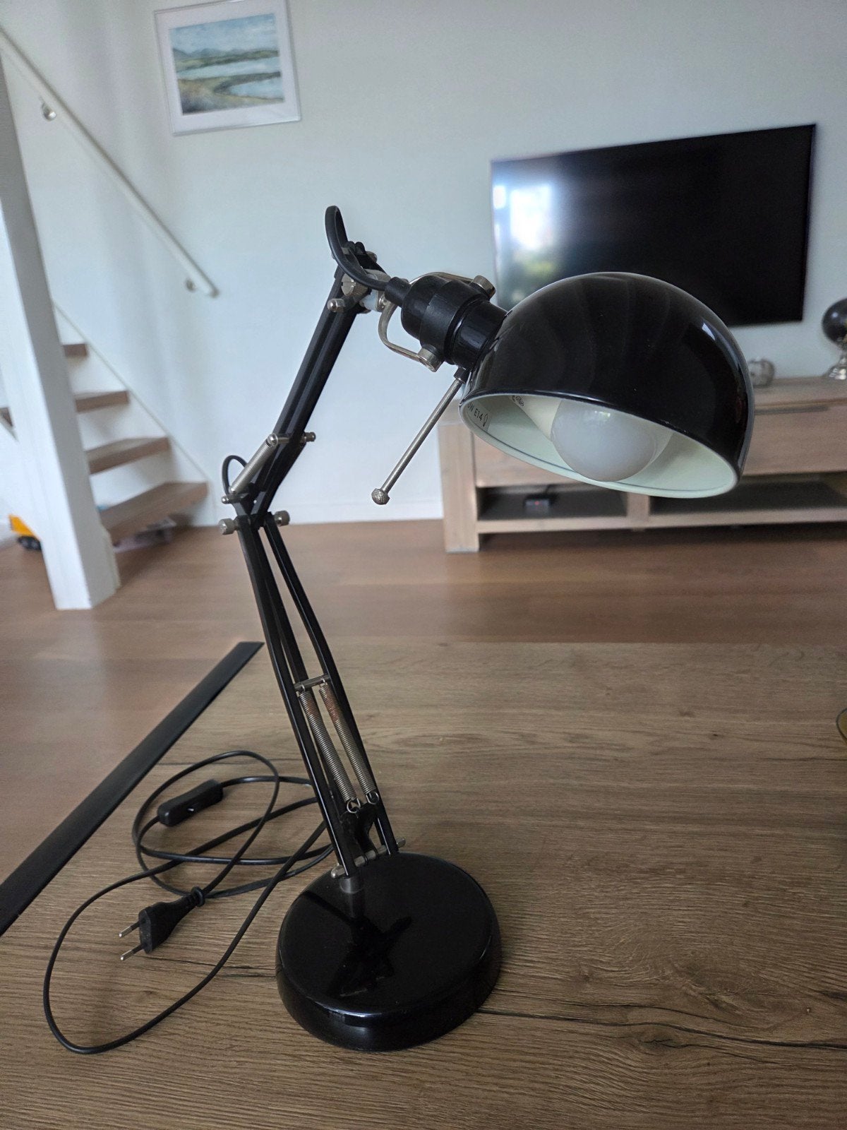 Zwarte bureaulamp met verstelbare arm en E14 fitting, Ophalen, Inclusief lichtbron, Bureaulamp, Gebruikt