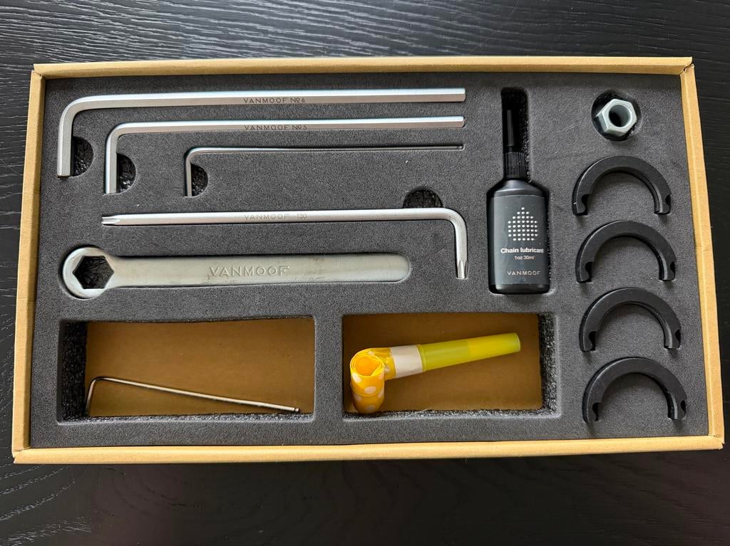 VanMoof Toolbox S3&X3 - Complete set met handleiding en pomp, Fietsen en Brommers, Fietsonderdelen, Nieuw, Overige typen, Staal