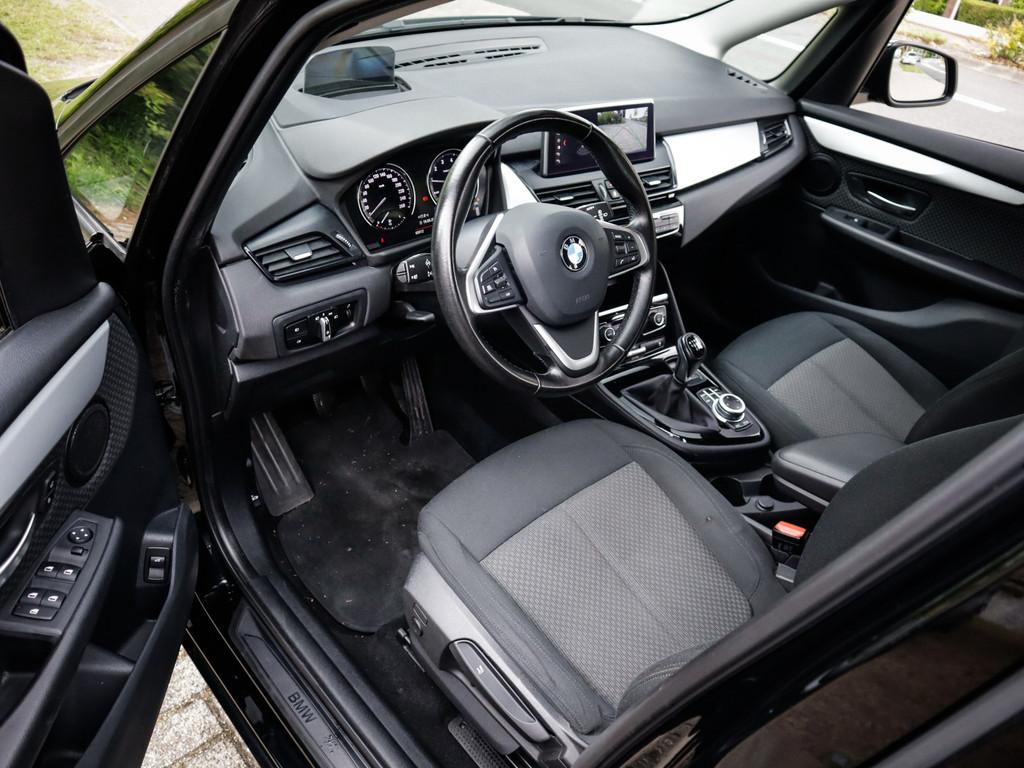 BMW 2 Serie Gran Tourer 218i Business Edition 1e-Eig. & Keur, Auto's, Voorwielaandrijving, 12 maanden, Gebruikt, Zwart