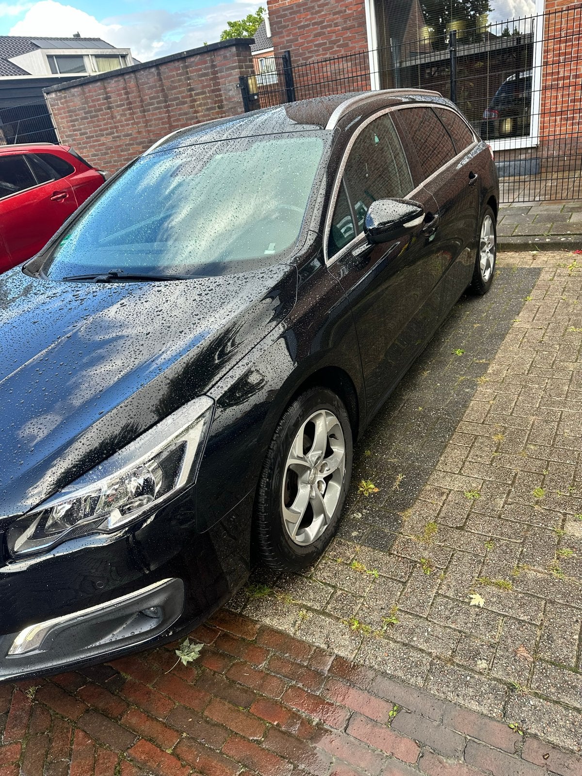 Peugeot 508 1.6 Bluehdi 88KW SW 2017 Zwart, Auto's, Dealer onderhouden, Stof, Zwart, 4 cilinders
