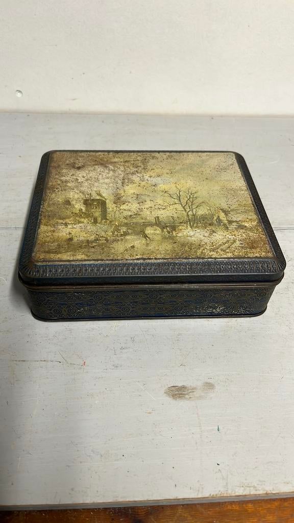 Vintage Koektrommel met winterse taferelen er op, Verzamelen, Blikken, Ophalen of Verzenden, Gebruikt, Koek(jes)