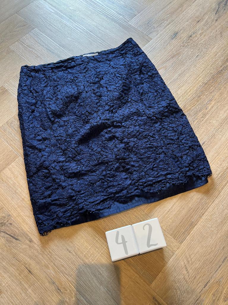 Nieuw blauw kant Minimum koker rok L 40 42 boven knie rokje, Minimum, Zwart, Maat 42/44 (L), Ophalen of Verzenden