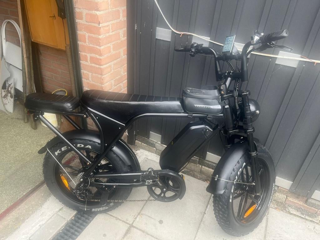 Fatbike V8 - Perfect voor zomerse ritten en zuinig rijden, Overige merken, Versnellingen, Ophalen of Verzenden, Schijfrem