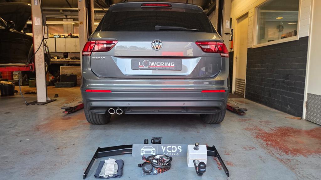 Trekhaak voor VW , Skoda , Seat en Audi. Vast of afneembaar, Ophalen, Nieuw