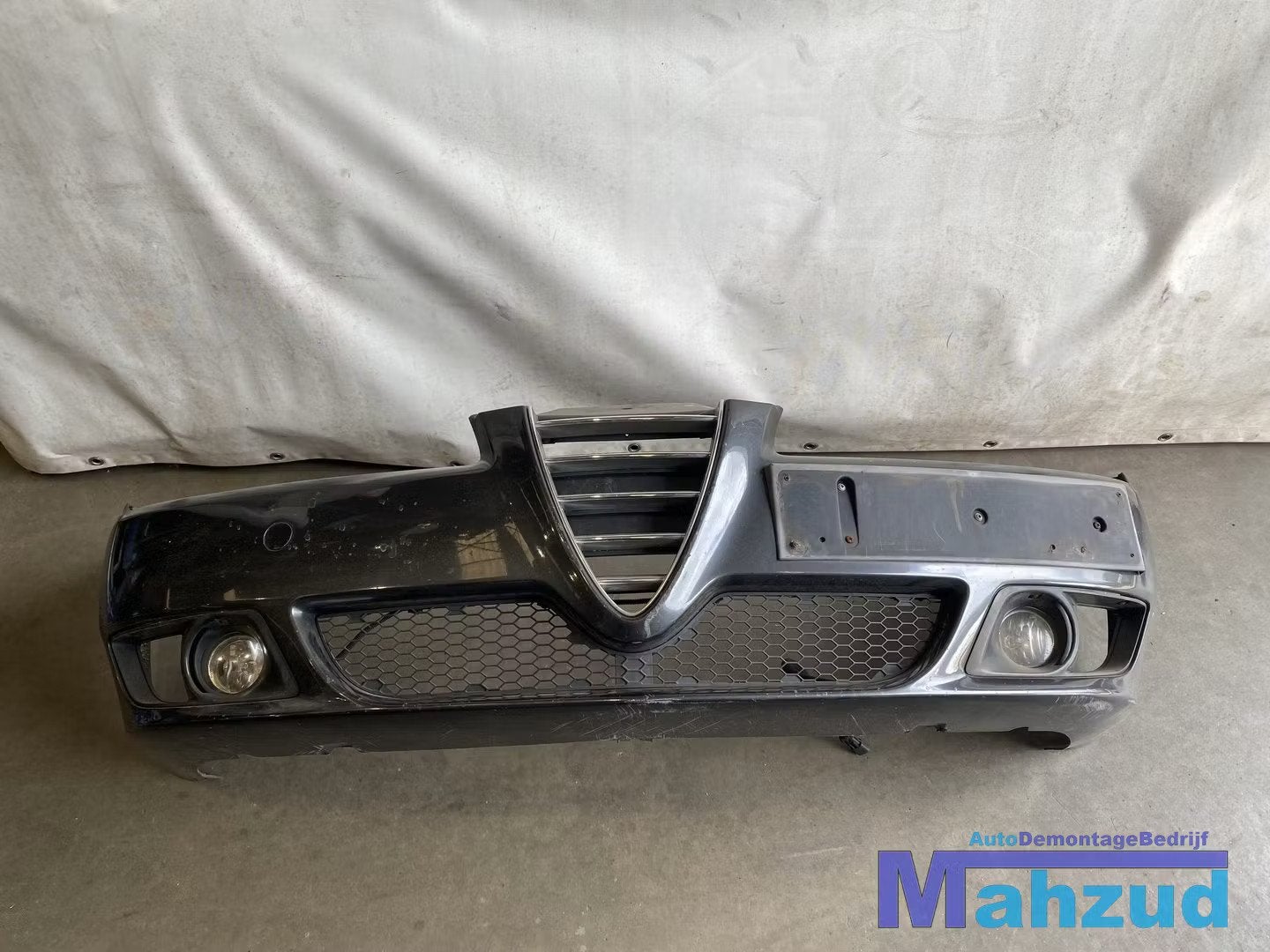 2004 ALFA ROMEO 156 Zwart 639 Voorbumper bumper 1997-2005, Gebruikt, Dpofca@stellantis.com, Voor, Stellantis Europe S.p.A.