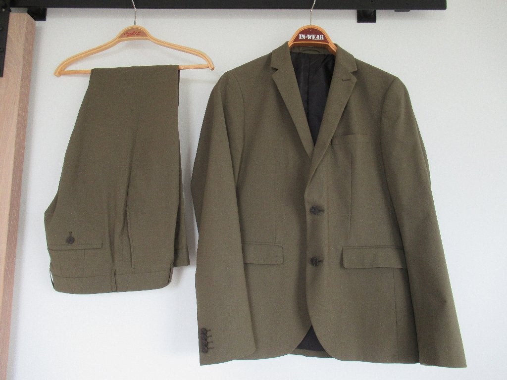 Matinique groen / kakikleurig pak, blazer met broek, Eur 48, Matinique, Zo goed als nieuw, Groen, Verzenden