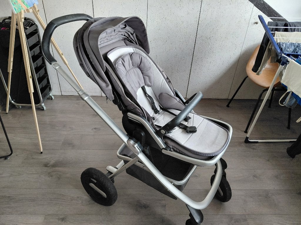 Super complete Nuna kinderwagen, Kinderen en Baby's, Kinderwagens en Combinaties, Gebruikt, Verstelbare duwstang, Combiwagen, Ophalen