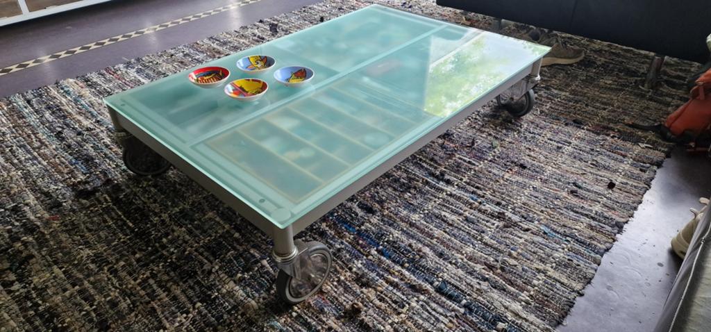 Glazen salontafel op wielen met opbergruimte, Ophalen, 100 tot 150 cm, 50 tot 100 cm, Minder dan 50 cm