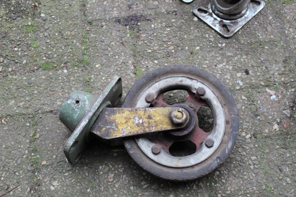 Stalen zwenkwiel massief rubber 20cm voor zware vracht, Ophalen, Gebruikt