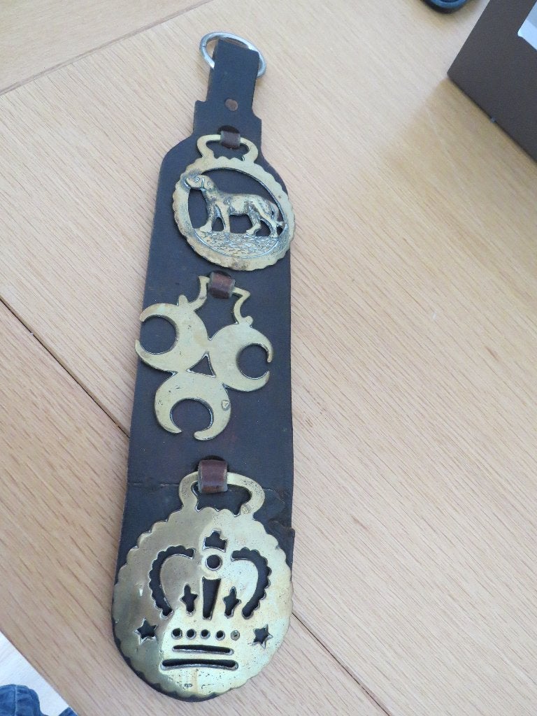 Horse brass, Ophalen, Gebruikt
