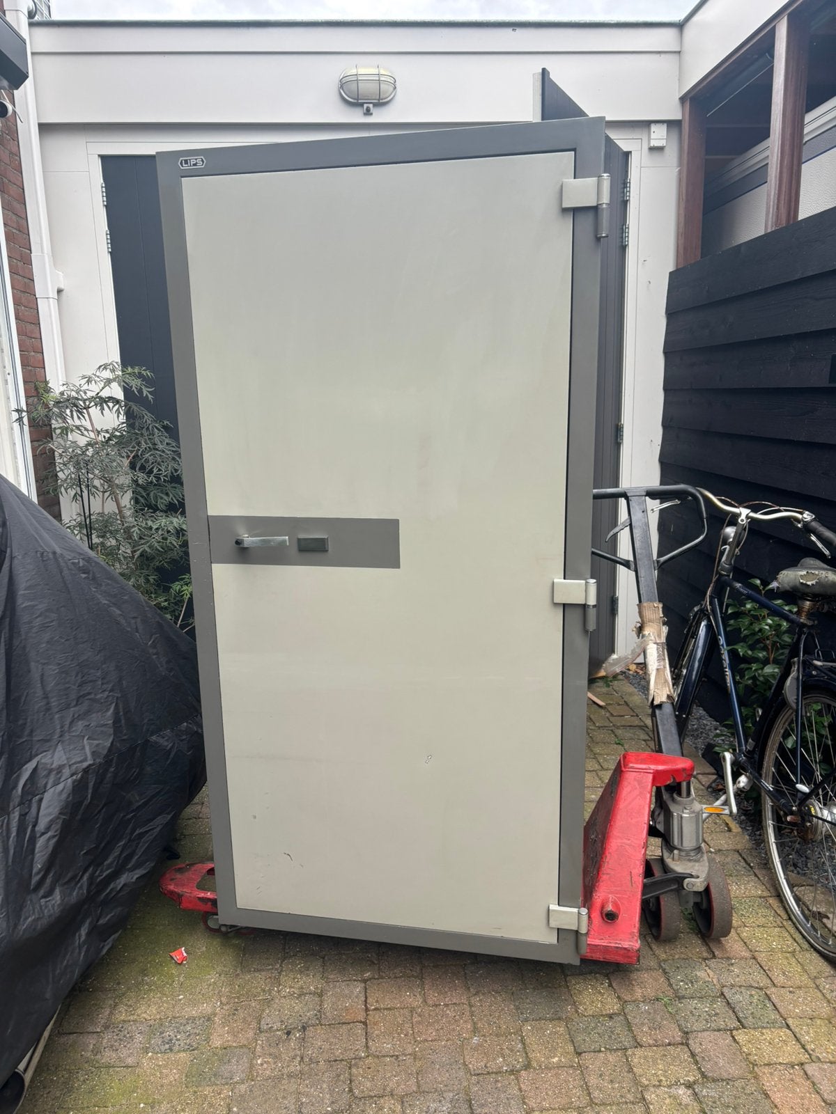 Kluis - lipskluis - brandkast - safe - brandkluis - lips, Ophalen, Zo goed als nieuw, Brandkast