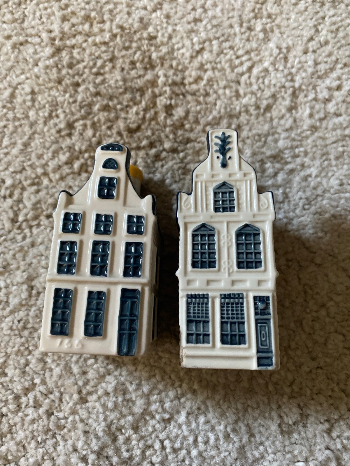 KLM Delfts Blauw huisjes 19 en 20 (Bols), Verzamelen, KLM Huisjes, Ophalen of Verzenden, Gebruikt, 1 t/m 20, Gevuld