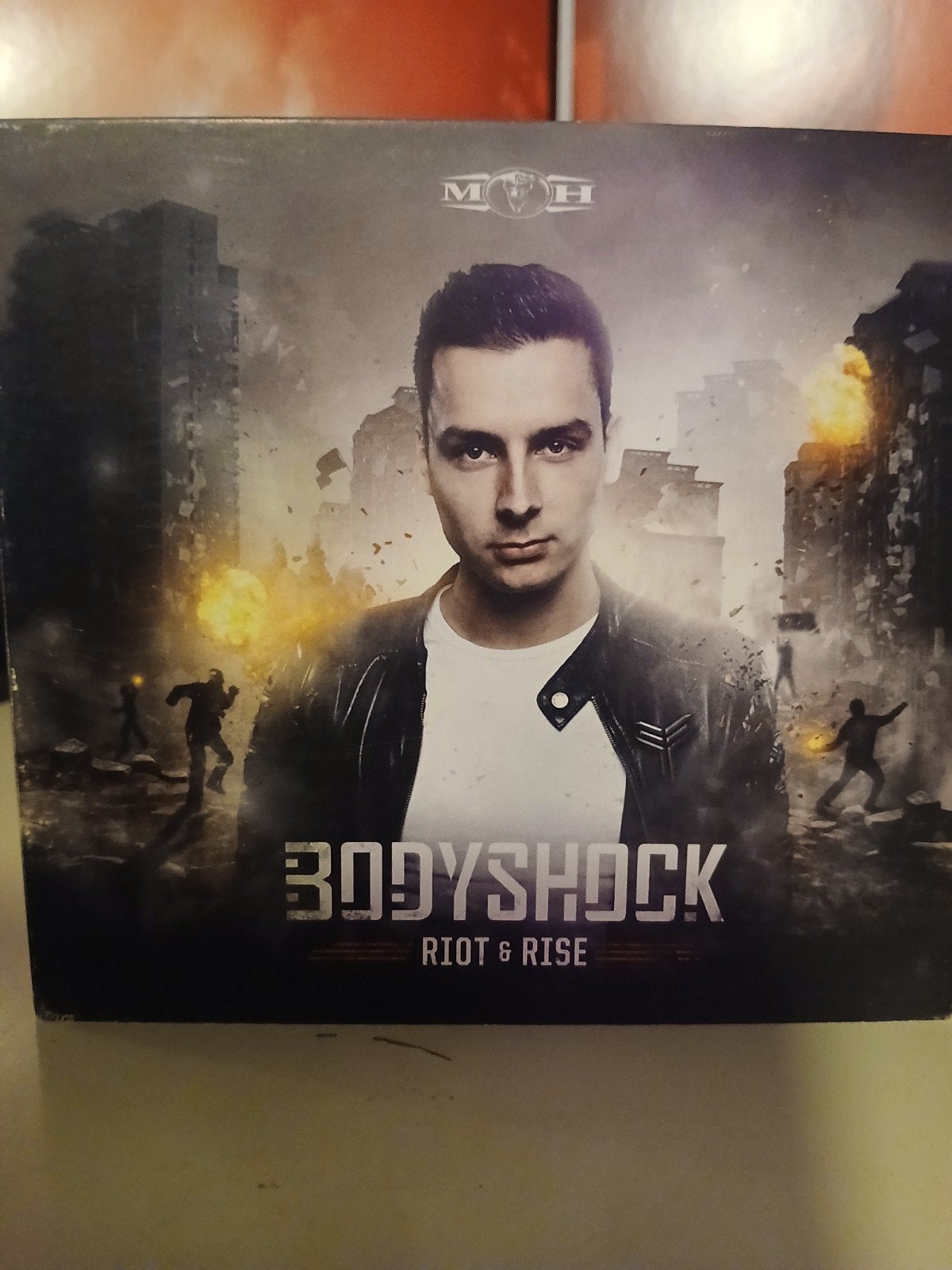 Bodyshock Riot & Rise, Ophalen of Verzenden, Zo goed als nieuw