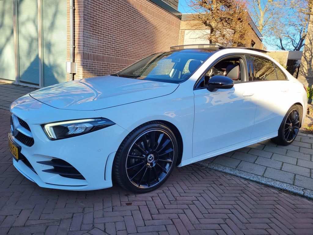 Mercedes-Benz A-klasse 200 Premium Plus, Auto's, Mercedes-Benz, 12 maanden, Gebruikt, 4 cilinders, Bedrijf