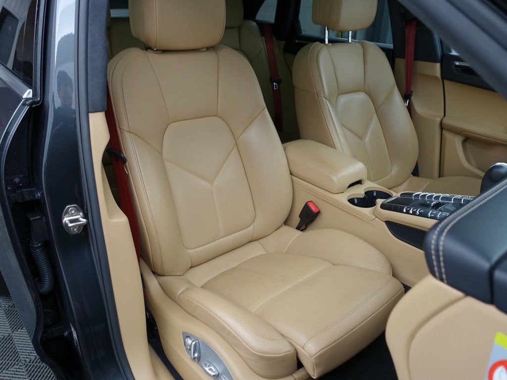 Porsche Macan 3.6 Turbo Sport Chrono, Alcantara Design, Stoe, Auto's, Porsche, Automaat, Gebruikt, Met garantie (alle), 120 €/maand