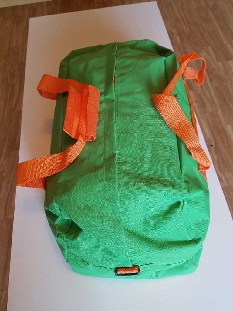 Diverse gloednieuwe sport/weekendtassen en meer, vanaf €10., Ophalen of Verzenden, Nieuw, Overige kleuren