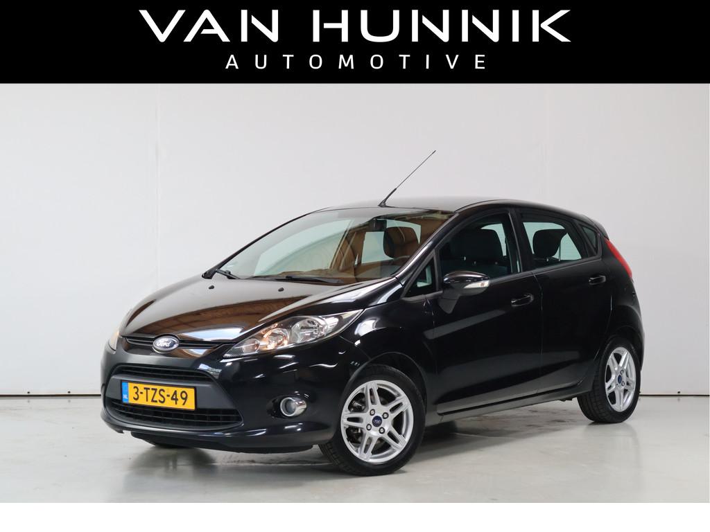 Ford Fiesta 1.4 Titanium | Automaat | Airco | Trekhaak | Dea, Auto's, Euro 5, Stof, Zwart, 4 cilinders