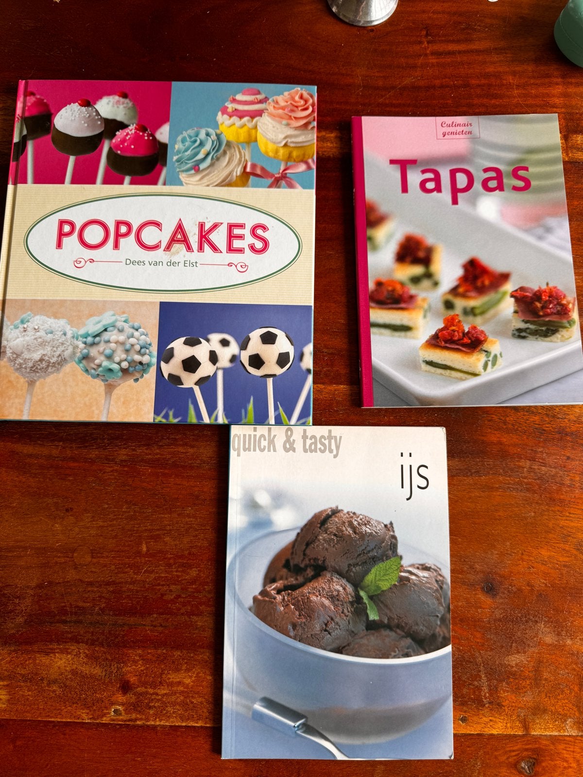 Kookboeken: Popcakes, Tapas en IJs recepten, Ophalen of Verzenden, Gelezen, Tapas, Hapjes en Dim Sum