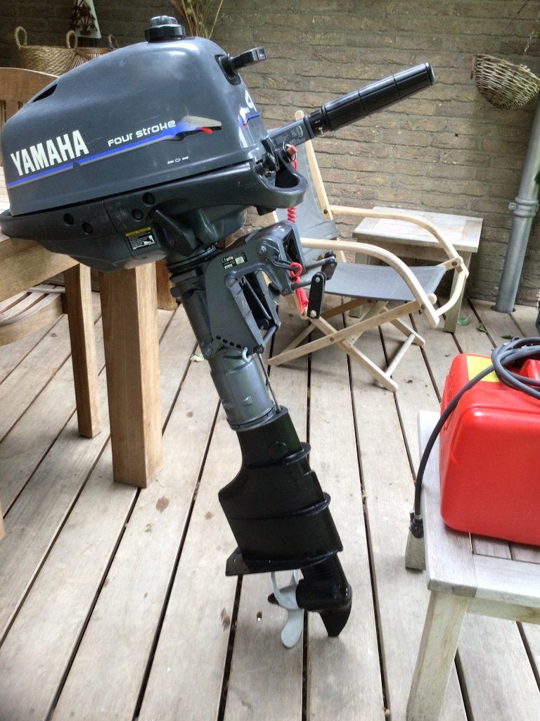 Yamaha Buitenboord motor, Watersport en Boten, Buiten- en Binnenboordmotoren, Ophalen, Minder dan 5 pk, Viertaktmotor, Zo goed als nieuw