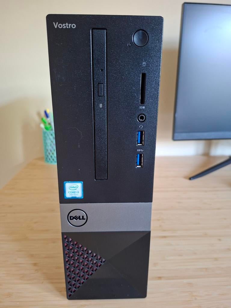 Dell Vostro 3268, Computers en Software, Desktop Pc's, Zo goed als nieuw, Onbekend, SSD, 4 GB, Ophalen