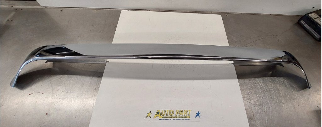 Dodge Ram 2500-3500 chroom bug shield 2010-2018, Auto-onderdelen, Carrosserie en Plaatwerk, Gebruikt, PO Box 21-8004 | Auburn Hills, MI 48321-8004