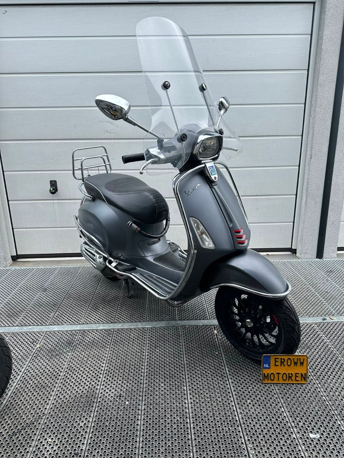 Vespa Sprint Snor Blauw kenteken piaggio, Ophalen of Verzenden, Zo goed als nieuw, Benzine, Overige modellen