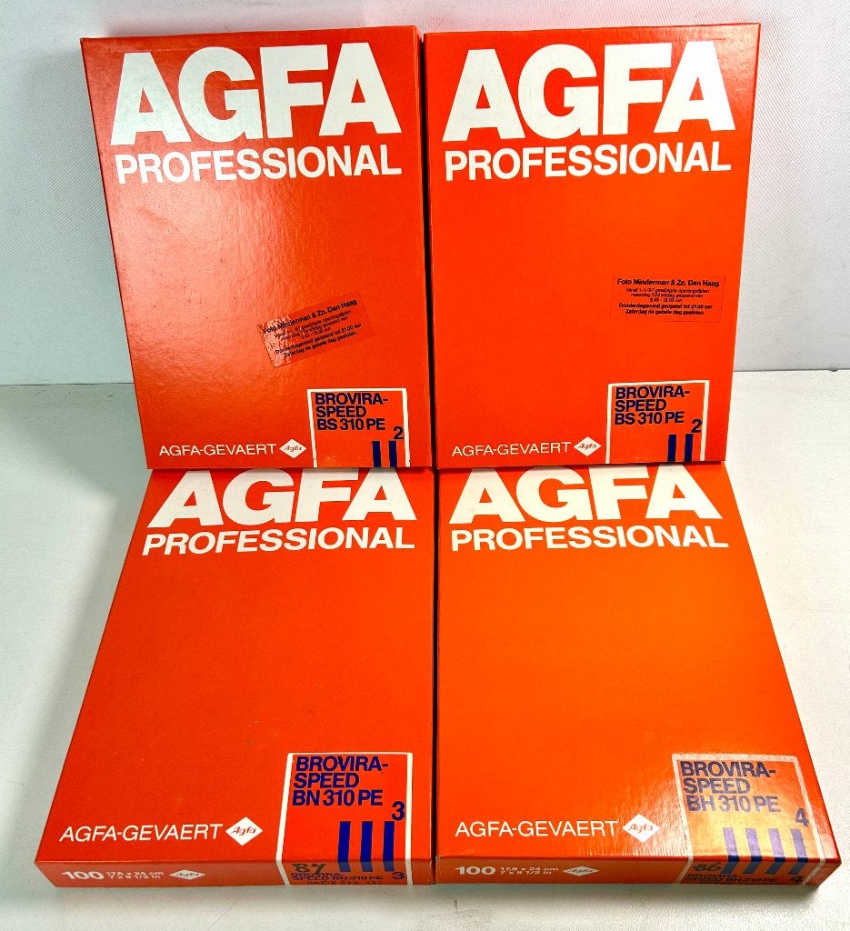 Partij Agfa Brovira Speed z/w Fotopapier - 4 dozen (400 vel), Agfa, 4 dozen (= 400 vellen), Ophalen of Verzenden, Zo goed als nieuw