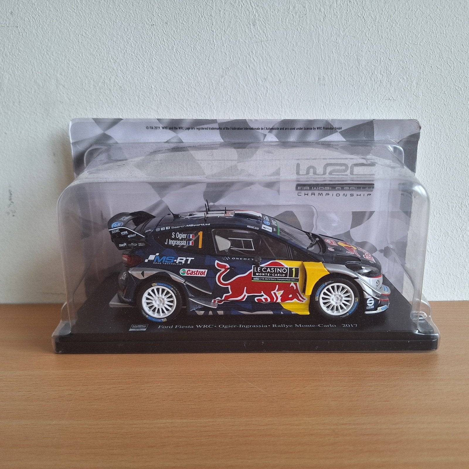 Te koop Red bull Ford Fiesta WRC, Hobby en Vrije tijd, Modelauto's | 1:24, Ophalen of Verzenden, Nieuw, Auto, Overige merken