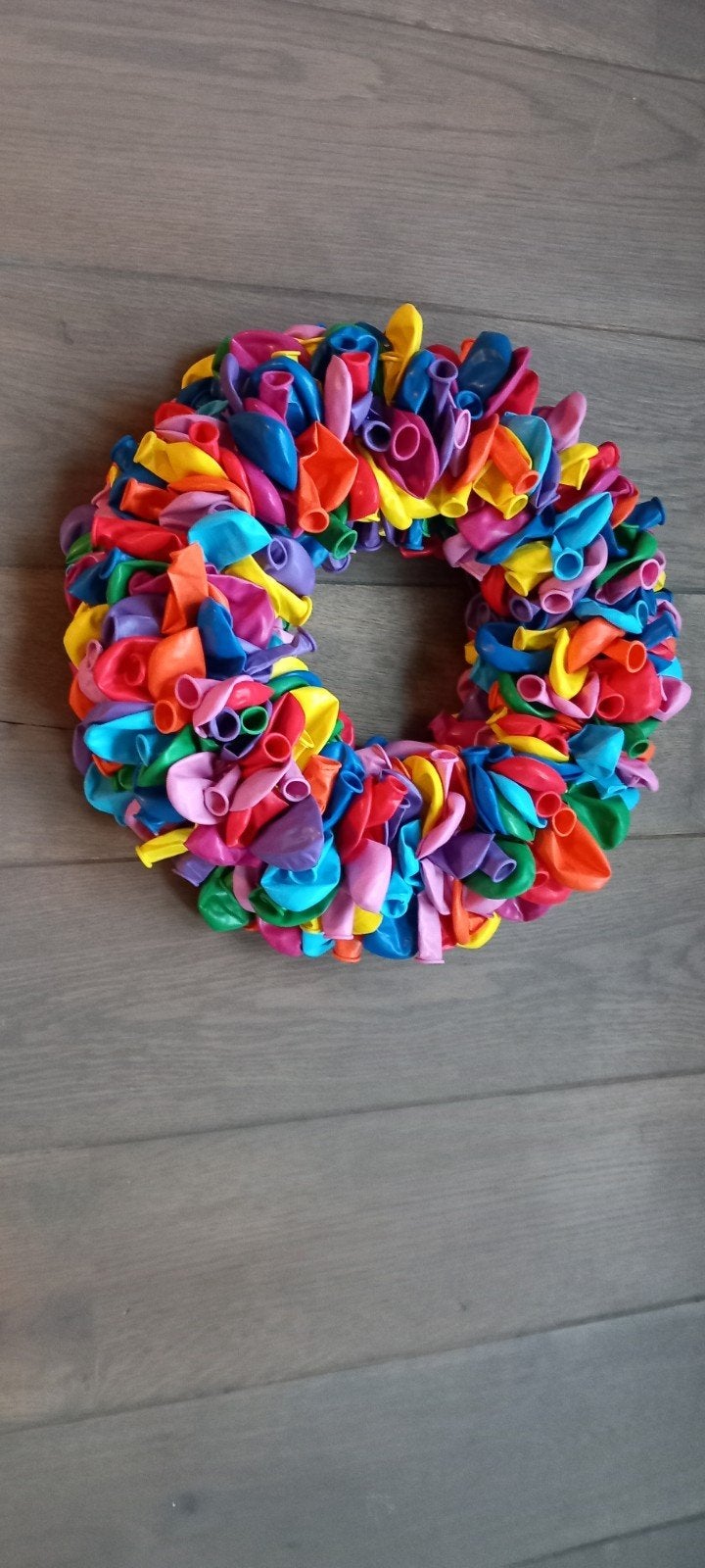 Kleurrijke Ballonnen Krans Handgemaakt Feestdecoratie, Nieuw, Meerkleurig, Ophalen of Verzenden, Rubber