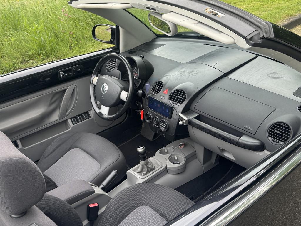 Volkswagen CABRIO NEW BEETLE 1.6 CARPLAY, VAKANTIEKLAAR, Stof, Gebruikt, Beetle (Kever), 4 cilinders