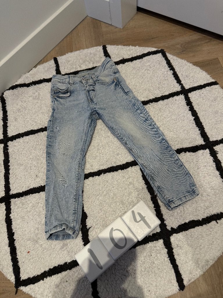 ZGAN licht blauw Zara skinny jeans spijkerbroek 98 104 slim, Kinderen en Baby's, Kinderkleding | Maat 98, Broek, Jongen of Meisje