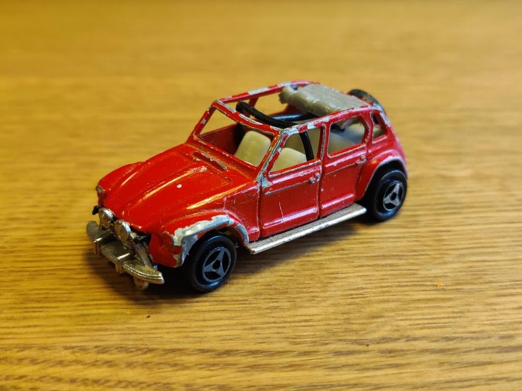 Majorette Citroen Dyane ROOD, Ophalen of Verzenden, Zo goed als nieuw, Auto