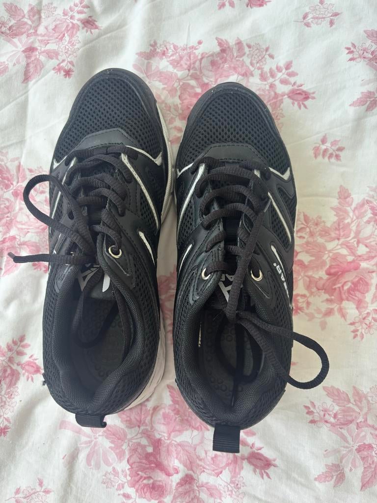 LA GEAR Sneakers - Maat 38, Ophalen of Verzenden, Zo goed als nieuw, Zwart, Sneakers of Gympen