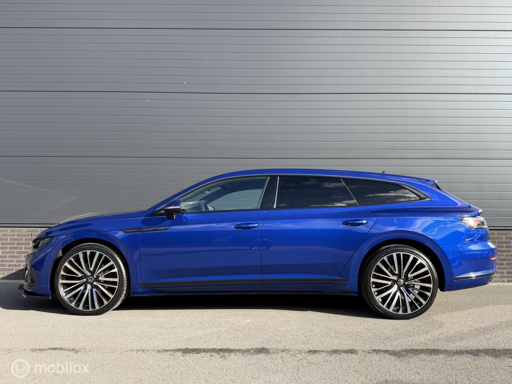 Volkswagen Arteon Shooting Brake 1.4 TSI eHybrid R-Line Busi, Arteon, Gebruikt, 4 cilinders, Met garantie (alle)