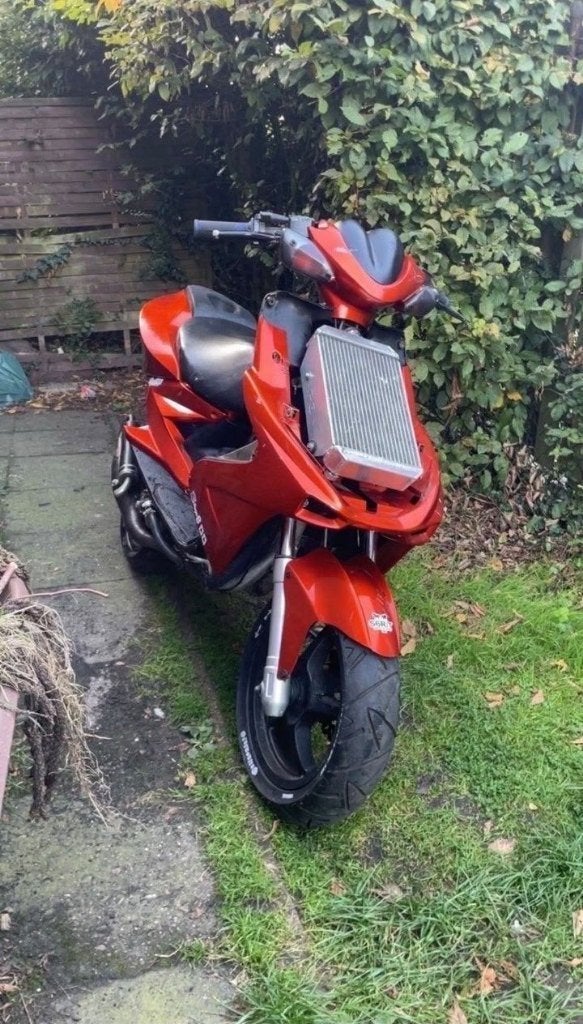 Aerox 70cc (Duitse Papieren), Ophalen, Tweetakt, Gebruikt, Aerox