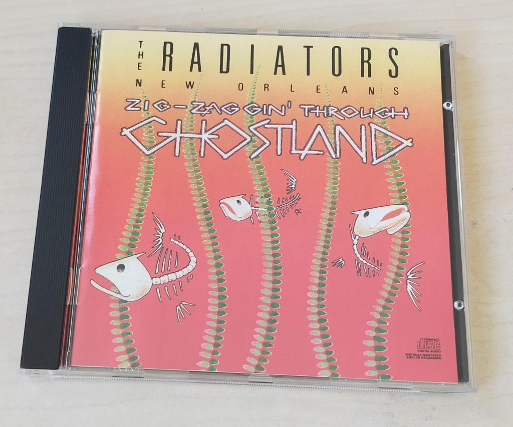 The Radiators - ZigZagging Through Ghostland CD 1989, Cd's en Dvd's, Ophalen of Verzenden, Zo goed als nieuw, Poprock
