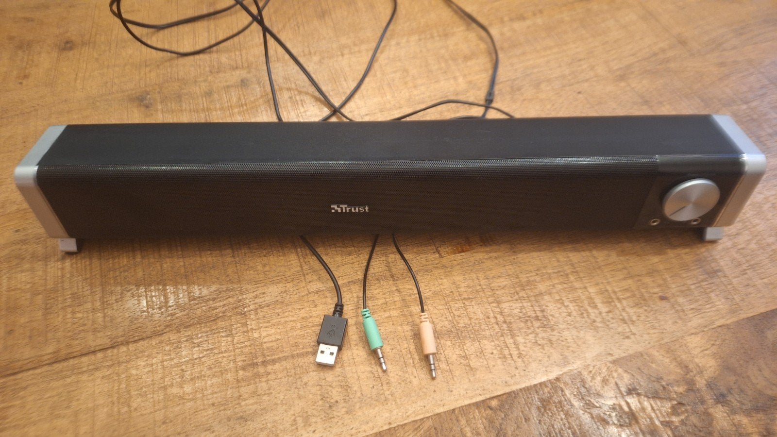 Trust Luidspreker Soundbar - Compact en Krachtig Geluid, Computers en Software, Ophalen of Verzenden, Gebruikt, Audiokanaal 2