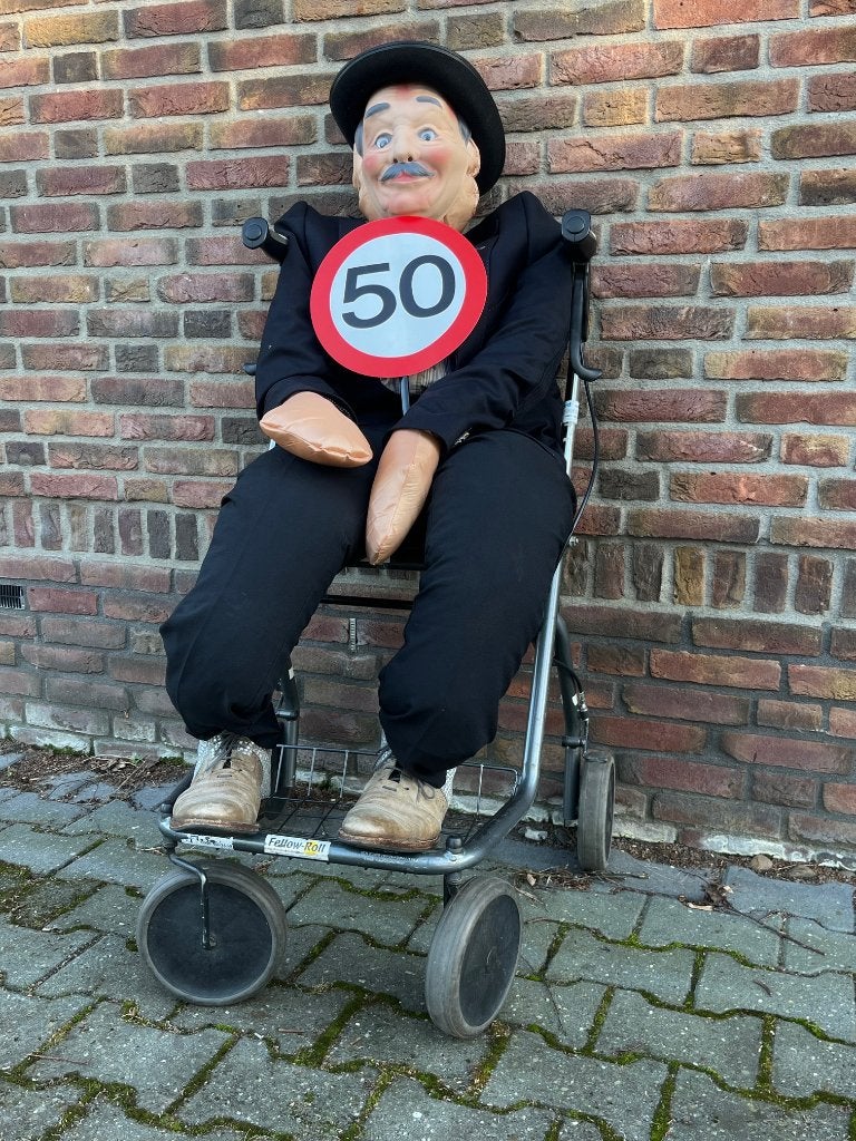 Te huur: Abraham pop, Hobby en Vrije tijd, Feestartikelen | Verhuur, Ophalen, Zo goed als nieuw, Abraham of Sarah
