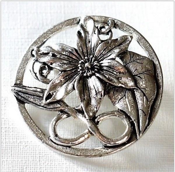 Prachtige bloemen broche art nouveau stijl, Silver Scenes, Ophalen, Zo goed als nieuw, Zilver, Overige materialen