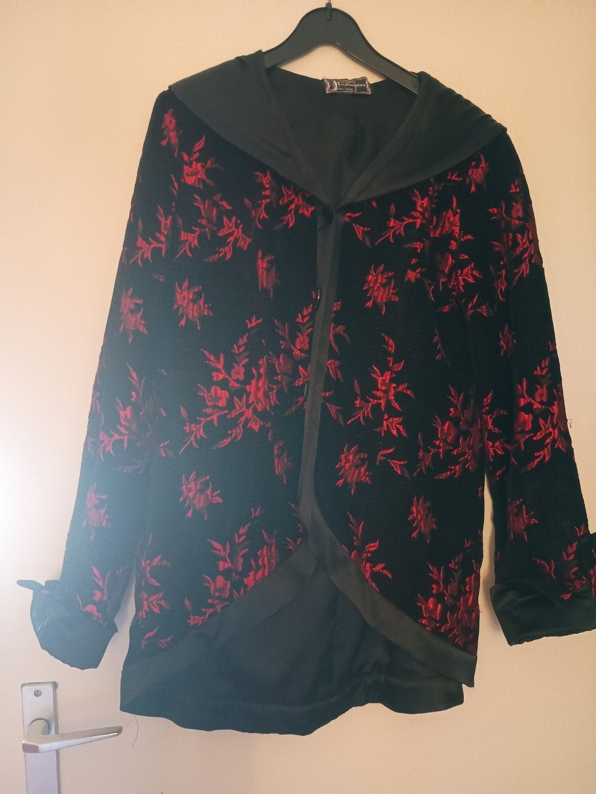 Laughing Vampire Gothic Jasje Maat 36-38, Ophalen of Verzenden
