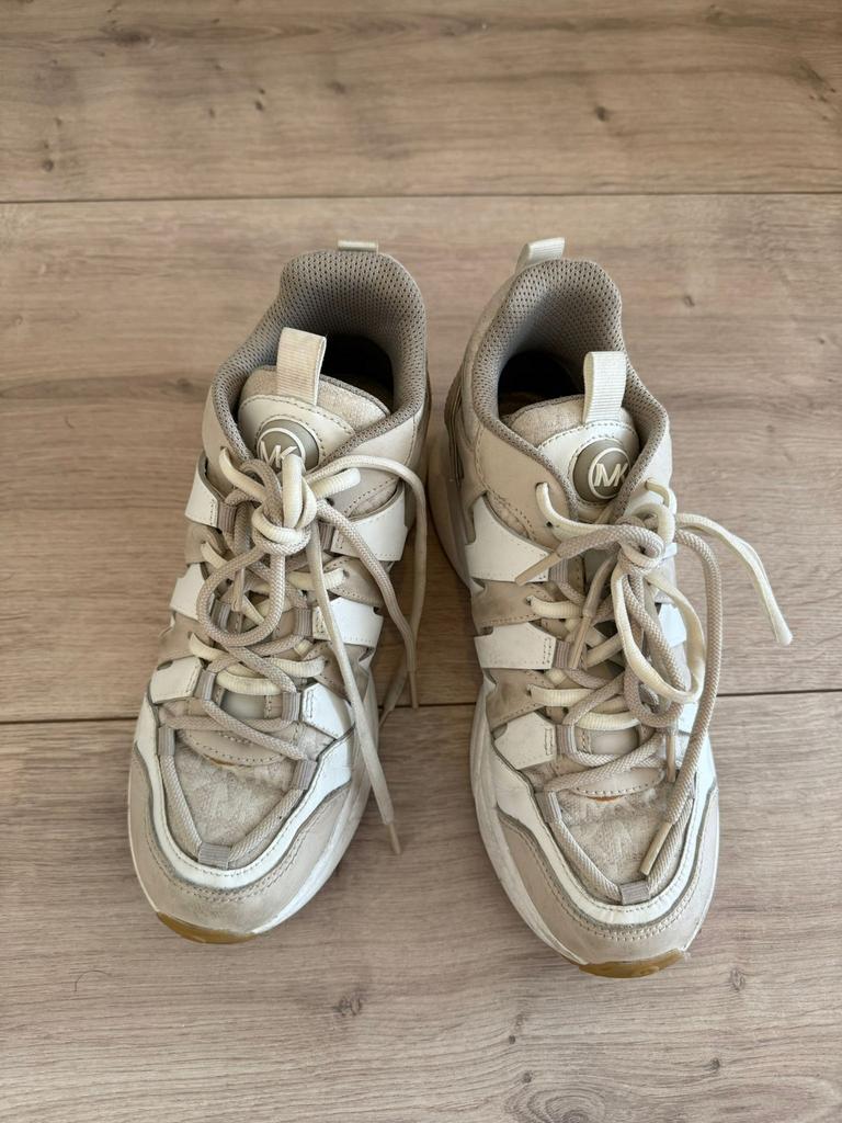 Michael kors schoenen, Ophalen, Zo goed als nieuw, Beige, Sneakers of Gympen