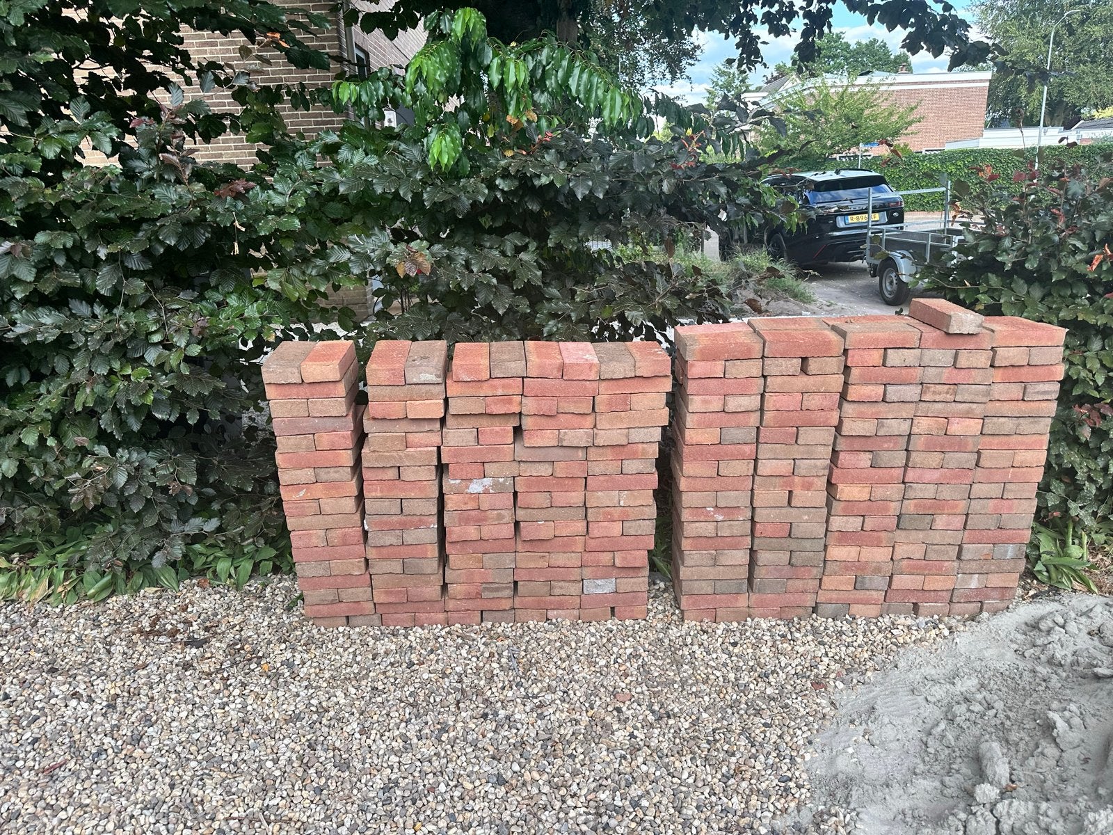 Bakstenen, ongeveer 350 stuks, Doe-het-zelf en Verbouw, Metselstenen, Ophalen, Zo goed als nieuw, Bakstenen
