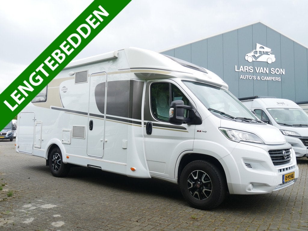 Carado T447, Lengtebedden, Hefbed, XXL Garage, Fiat, Caravans en Kamperen, Campers, Almersdorperweg 39
1674NW  OPPERDOES, NL, Tot en met 2