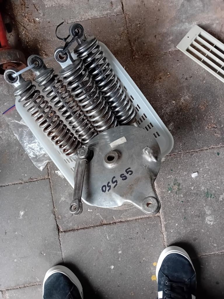 gs 550 achterveren paar andere delen, Motoren, Ophalen of Verzenden, Gebruikt