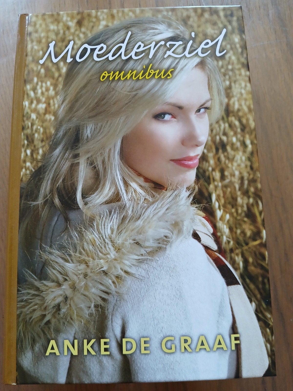 Moederziel | Trilogie | Anke de Graaf, Boeken, Ophalen of Verzenden, Zo goed als nieuw, Anke de Graaf, Noord-Brabant